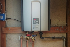 tankless-water-heater-agoura-hills-ca-01